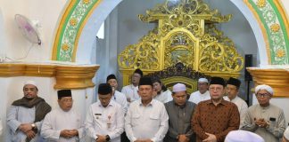 Gubernur Ansar Hadiri Haul Syekh Syihabuddin di Pulau Penyengat