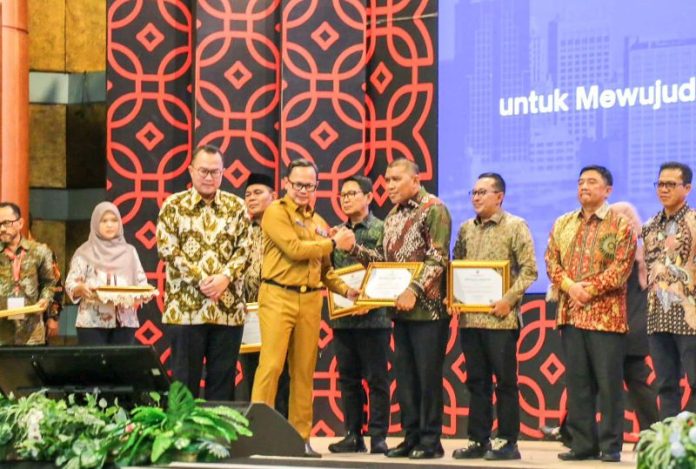 karimun terima penghargaan BRIN