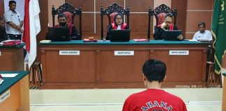 Ruang Sidang Diwarnai Isak Tangis saat Pembacaan Pledoi Fandi Ramadhan fandi ramadhan
