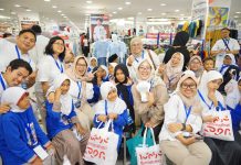 Pertamina Ajak Anak Yatim Pilih Baju Lebaran Lewat Program Sebaran 5.0