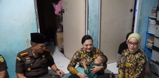 Pererat Silaturahmi, Kejari Batam Kunjungi dan Santuni Anak Panti kejari batam kunjungi panti