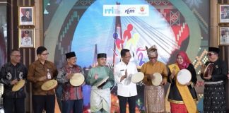 Batam Tuan Rumah Pantun Tiga Serumpun, Amsakar: Perkuat Identitas Budaya Melayu