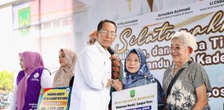 4.000 Lansia di Batam Terima Bansos Rp400 Ribu per Bulan bansos lansia di batam