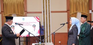 Misni Jadi Perempuan Pertama Jabat Sekda Kepri Misni Sekda Kepri