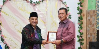 Gubernur Ansar Sambut Menteri Besar Kelantan di Pulau Penyengat