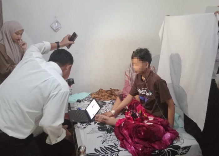 Kantor Imigrasi Karimun Jemput Bola, Layani Pembuatan Paspor untuk Pemohon Sakit