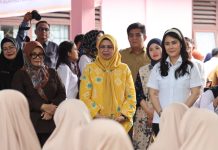 Wamendukbangga Kunjungi Rumah Bahagia Bintan