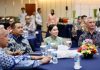 Li Claudia Sambut Delegasi Pertahanan 19 Negara