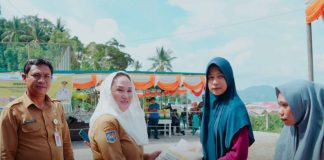 Pasar Murah dan Cek Kesehatan Gratis Jangkau Warga Pulau Tiga Barat