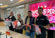 Konferensi Pers, Polres Karimun Ungkap Kasus Penyeludupan Narkotika hingga Pencurian