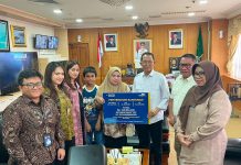 Amsakar Serahkan Santunan JKK Taspen untuk Keluarga ASN Batam yang Meninggal