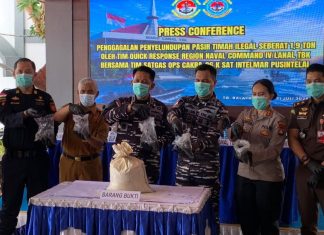 Penyeludupan 1,9 Ton Pasir Timah dari Karimun ke Malaysia Berhasil Digagalkan penyelundupan pasir timah