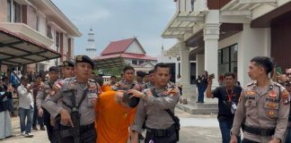 Sidang Perdana 4 Bintara Polda Kepri Hampir Ricuh, Keluarga Minta Terdakwa Dihukum Mati Sidang Bintara Polda Kepri