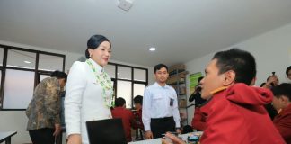 OJK Dorong Pelajar Sekolah Rakyat Melek Keuangan, Menabung Jadi Bekal Kemandirian pelajar melek keuangan