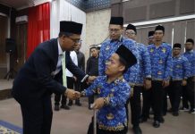 Lantik 95 CPNS dan Jabatan Fungsional, Bupati Karimun Minta Bekerja Jujur hingga Hindari KKN