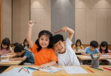 HARRIS Hotel Batam Center Wadahi Kreasi Anak Lewat Lomba Mewarnai Lomba Mewarnai HARRIS Batam