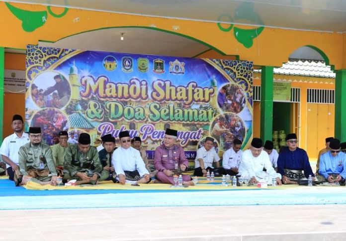 mandi safar pulau penyengat