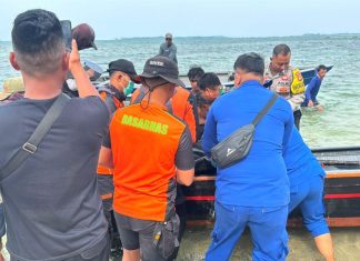 Menyuluh ke Laut, Warga Bintan Ditemukan Meninggal Setelah 13 Jam Dicari warga bintan meninggal di laut