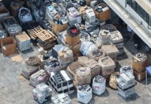 Tiga Kontainer Diduga Limbah Elektronik dari Batam Menuju Malaysia, Aktivis Desak Pemerintah Bertindak