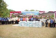 PERBARINDO Salurkan 50 Karung Pupuk ke Petani Tanjungpinang