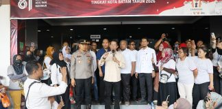 Ratusan Pekerja PT Ghim Li Mengadu ke Pemko Batam Pekerja PT Ghim Li