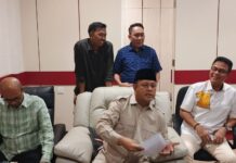 DPRD Kepri Minta Masyarakat Batam Tak Panic Buying dan Percaya Hoaks Warga Batam Panic Buying