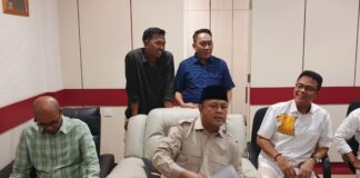 DPRD Kepri Minta Masyarakat Batam Tak Panic Buying dan Percaya Hoaks Warga Batam Panic Buying