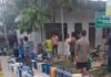 Blackout Batam Berimbas Air Ngadat, Warga Rela Masuk Waduk hingga Antre di Masjid untuk Dapat Air Bersih