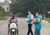 Asap Makin Menebal, PLTU Karimun Gelar Aksi Peduli Bagi-bagi Masker Gratis ke Masyarakat