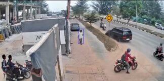 Fokus Mengambil HP, Pengemudi Mobil di Batam Lindas Mahasiswi Hingga Tewas