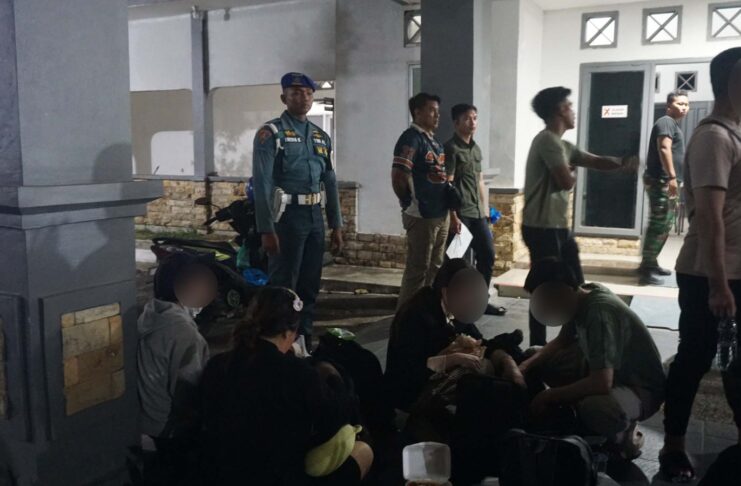 Diduga Hendak Kabur ke Malaysia Lewat Jalur Ilegal, 12 WNA Vietnam Diamankan di Batam